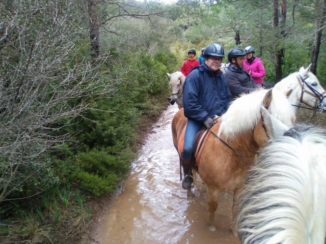 A caballo por la ruta cistercense