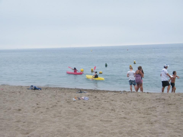 Carrera de kayaks en Marbella