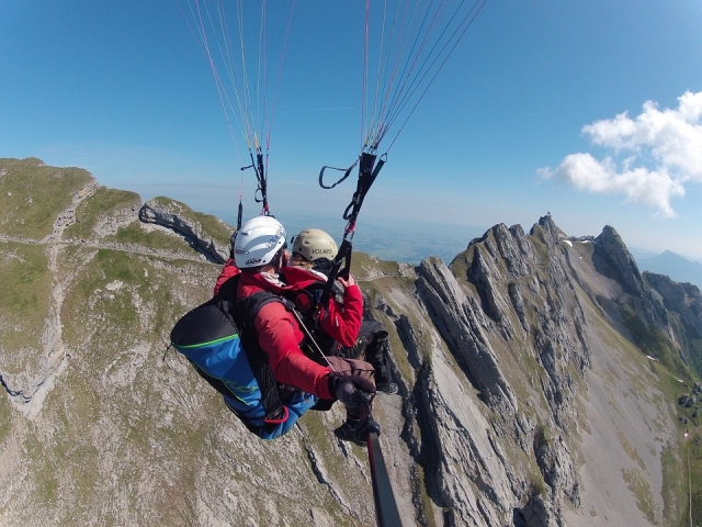  Views of the mountains during the paragliding flight in Guadalajara