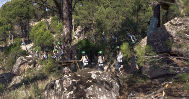  Adventure circuit 