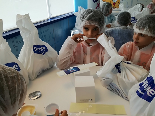  At the yogurt factory 