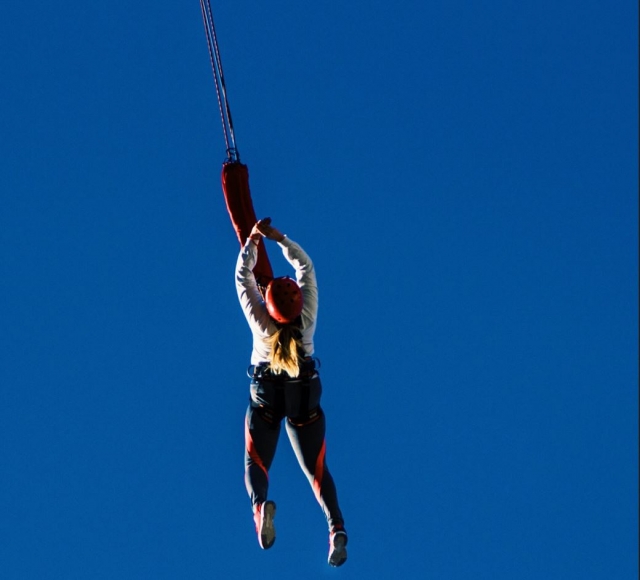 Salto de puenting individual 