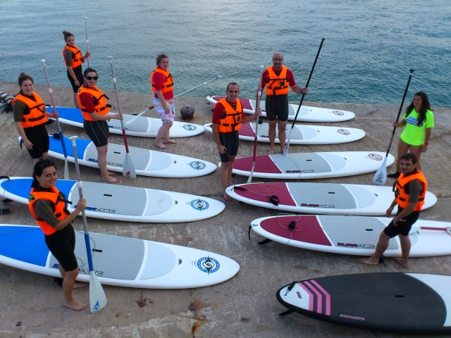  Group of paddle surf students