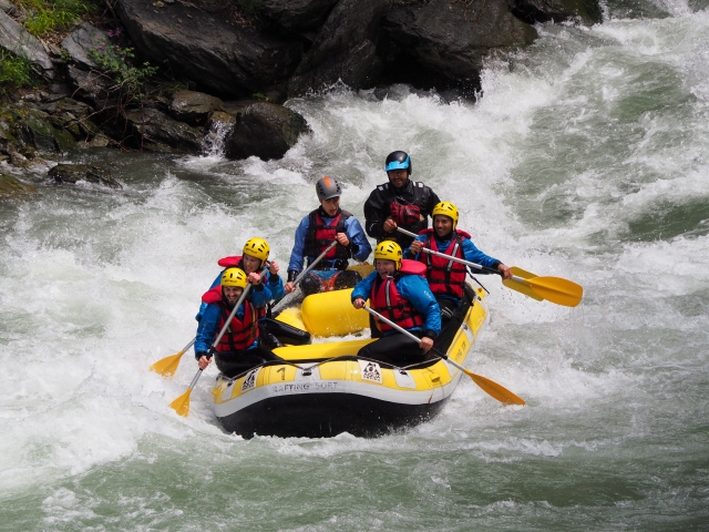  Wildwasser-Rafting meistern 