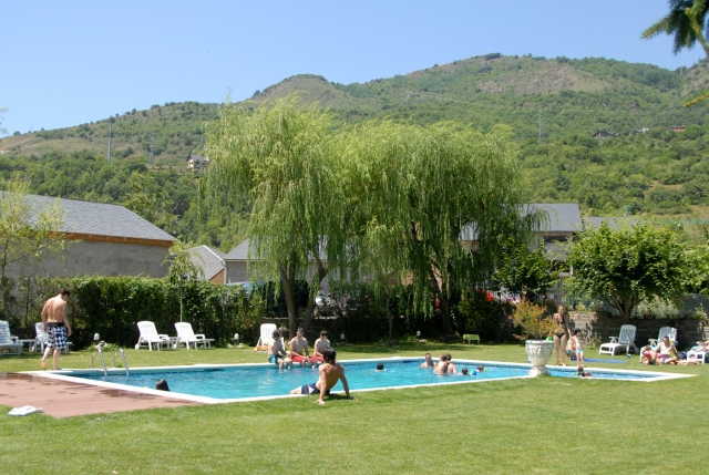  Na piscina após uma descida de rafting 