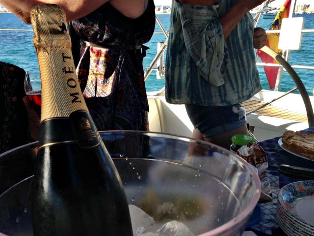  Ein Glas Cava? 