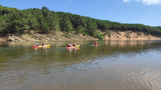  Discovering the landscape in a canoe