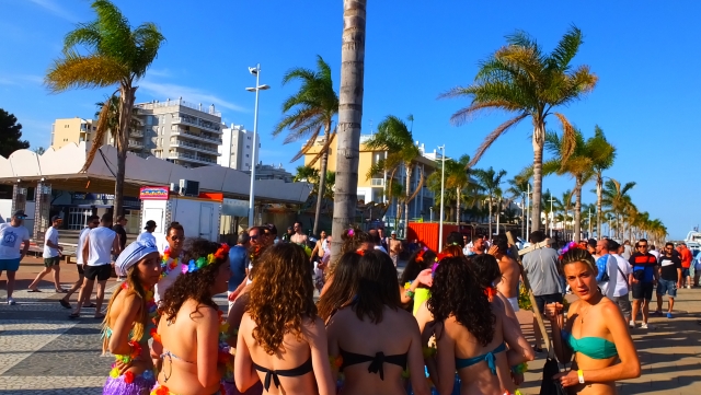  Festa in catamarano a Gandía 