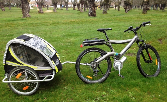 Bicicleta con carrito