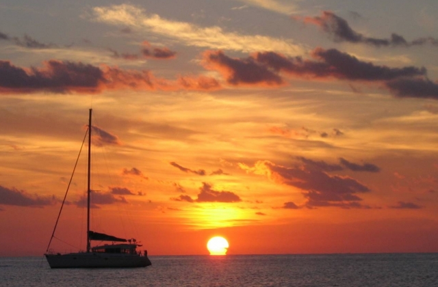  Barca al tramonto 