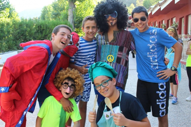  Fête costumée à la campagne 