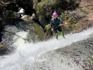 Canyoning a Paterna del Río per iniziazione 3h