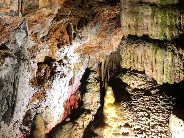 Descubre las Cueva de Génova