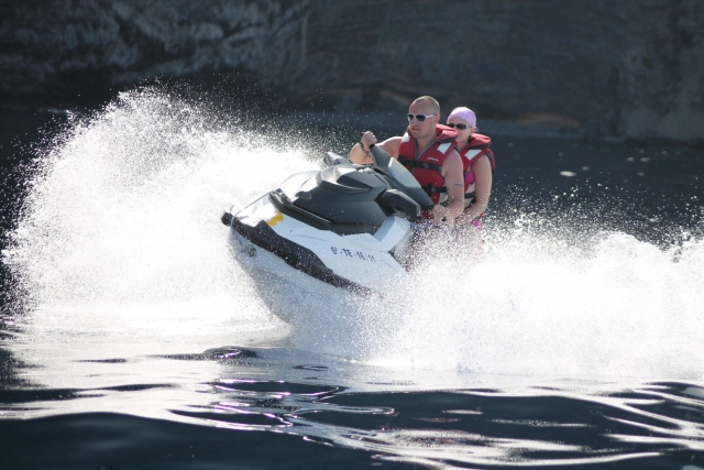 jet ski