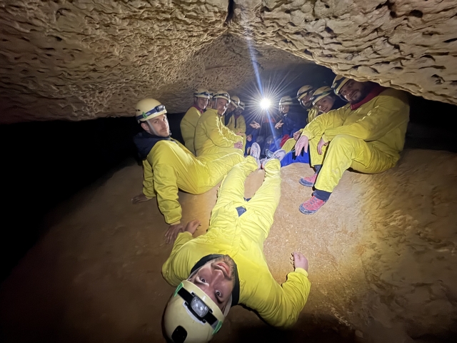 Séance de spéléologie 