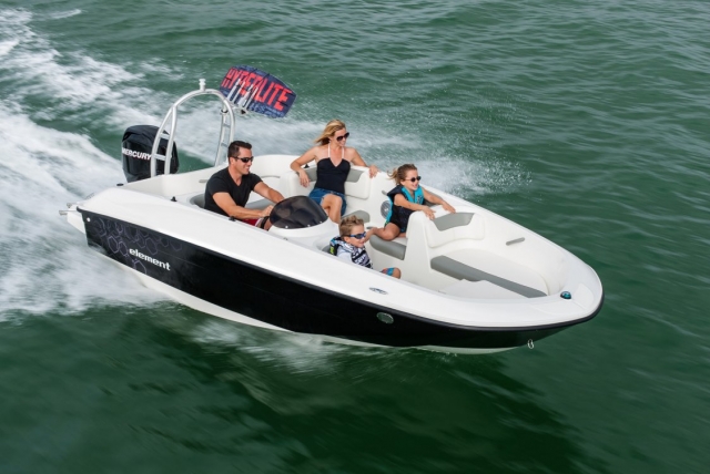  Our Bayliner E16 