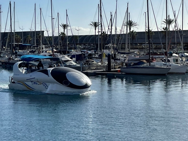  Suba a bordo do nosso barco 