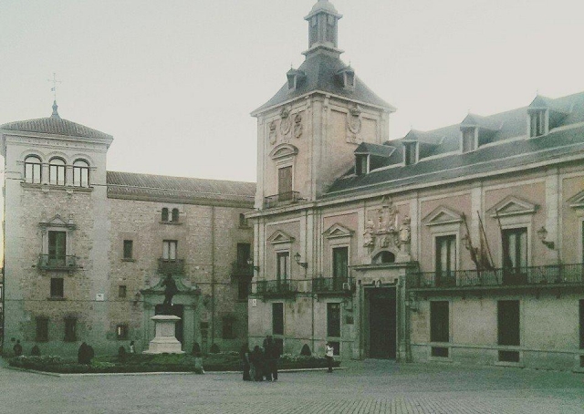  Plaza de la Villa em Madrid 