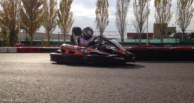  Kart at full speed 