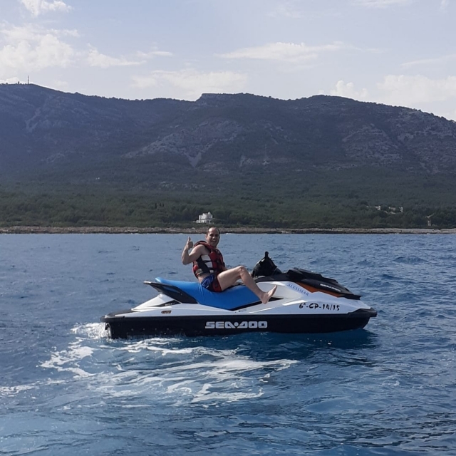 Goditi una giornata in moto d'acqua