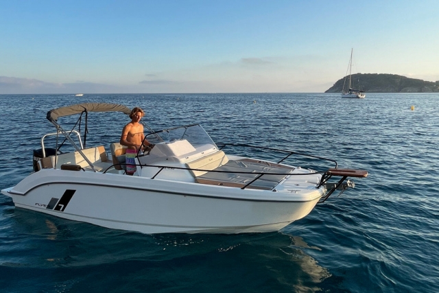  Mieten Sie Ihr Boot in Palamós 