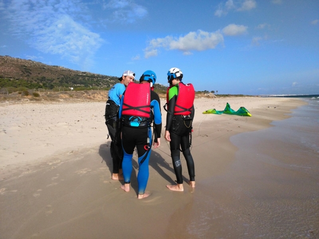 Teoria de kile en playa de Cádiz