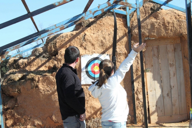  Aim and shoot 
