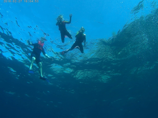  Enjoy snorkeling during the kayak activity 
