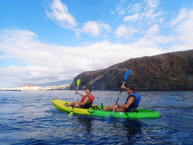  Kayak through the waters of the Atlantic 