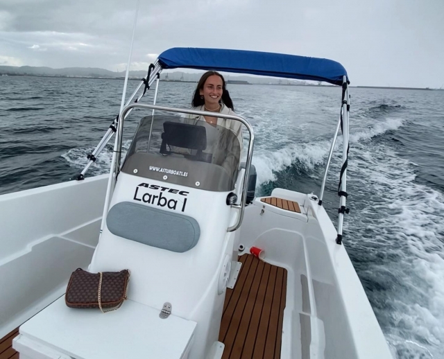  Boot bereit für die Fahrt