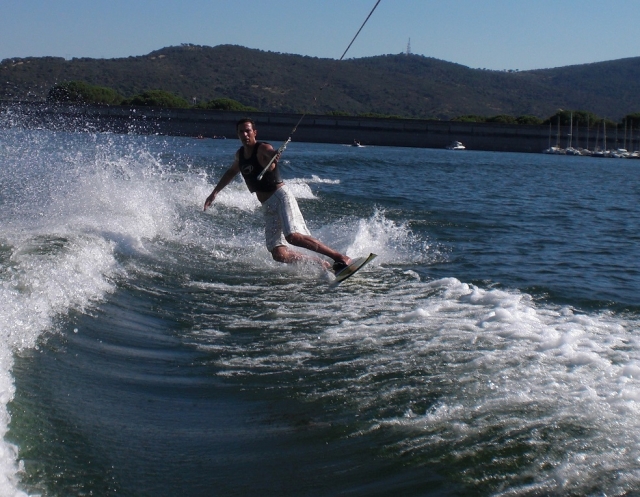  Insegnante di wakeboard 