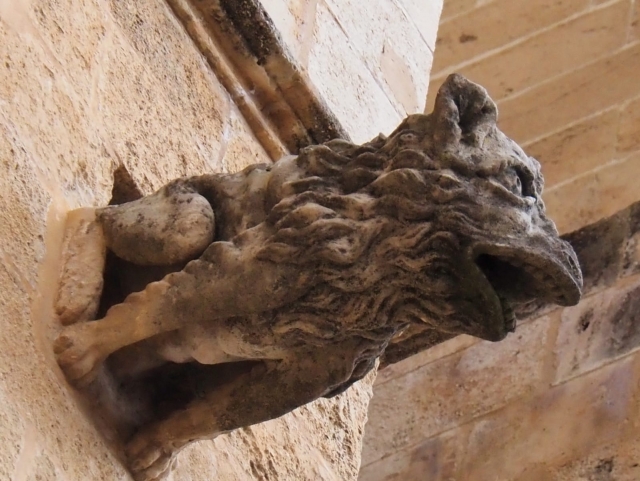 Gargouille sur la façade de Palma 