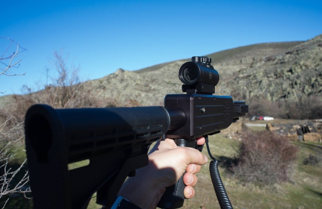 Viser avec le pistolet laser 