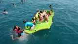 Giro in catamarano per bambini al Castello di Sancti Petri, 3 ore