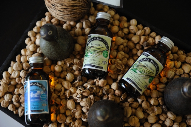 Oils prepared for the session 