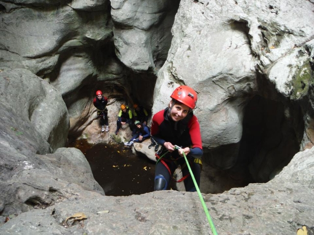 Gorge descent 