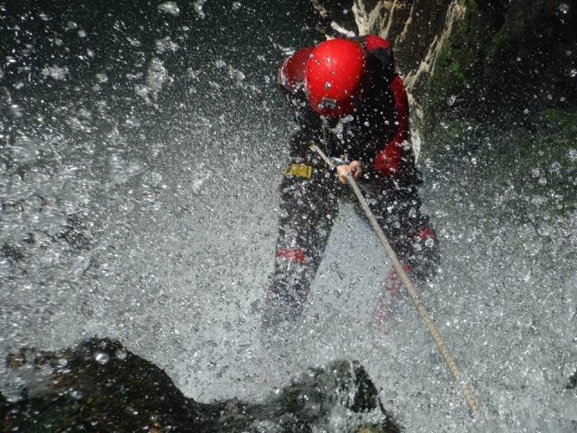  Canyoning 