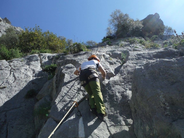  Essayez la via ferrata 
