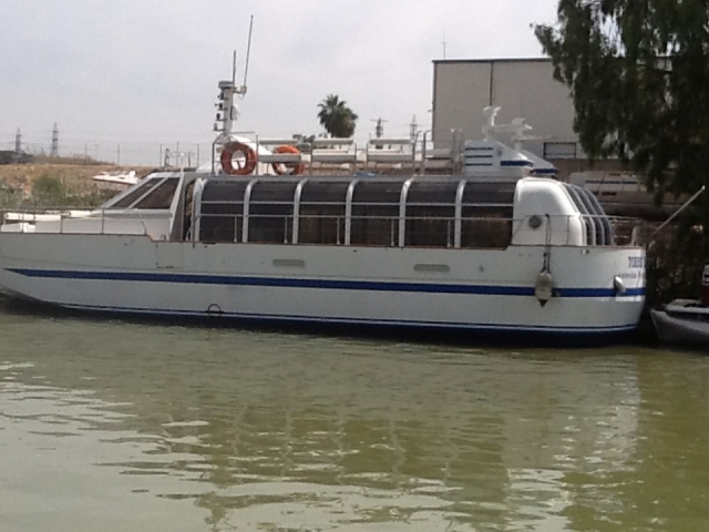 Sube a nuestro barco en el Guadalquivir