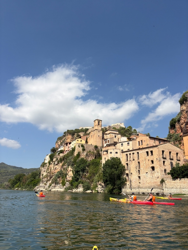 Percurso de canoa pelo rio Ebro 