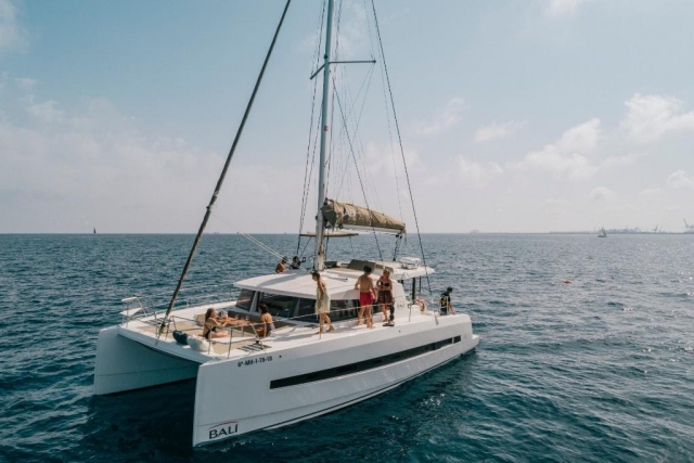  Excursion en catamaran Barcelone