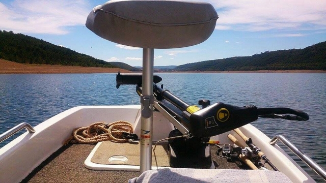 Pescar en embalse de Cíjara
