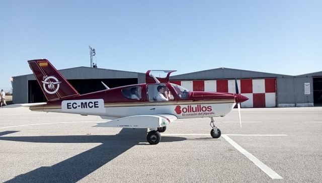  Il nostro piccolo aereo sulla pista 