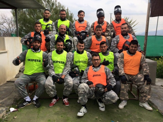 Equipos de paintball diferenciados por el peto