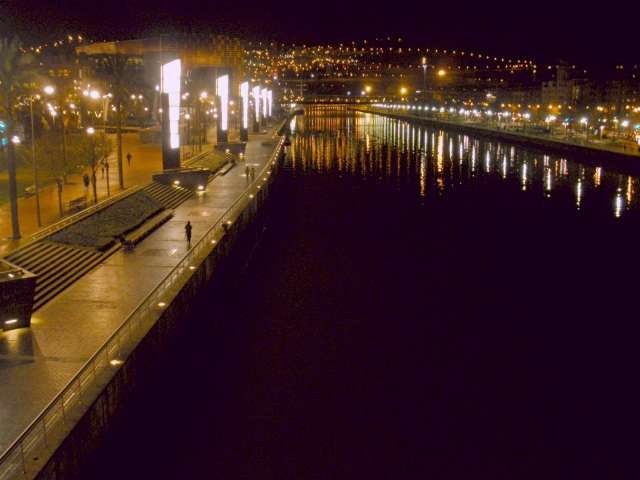 BIlbao à noite 