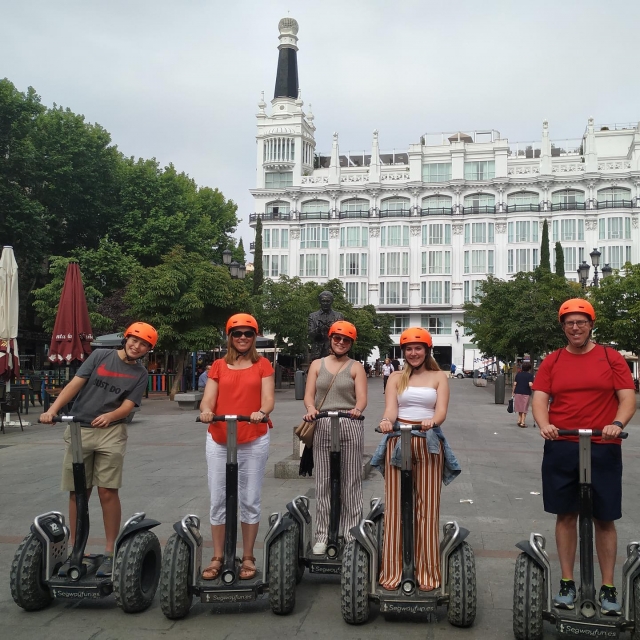  Conhecendo Madrid em segway 
