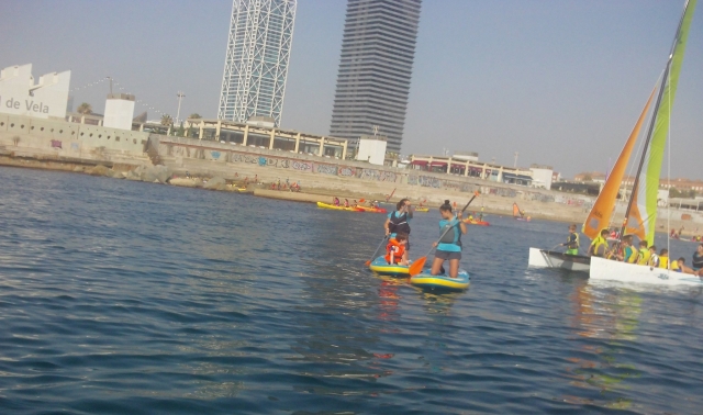 Jornada de deportes acuáticos en Barcelona