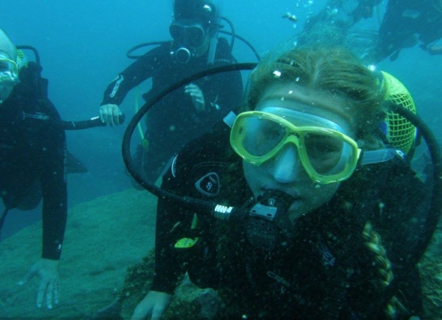  Groupe de plongeurs immergés 