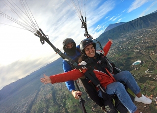 Teide high mountain paragliding flight + photos, 30min