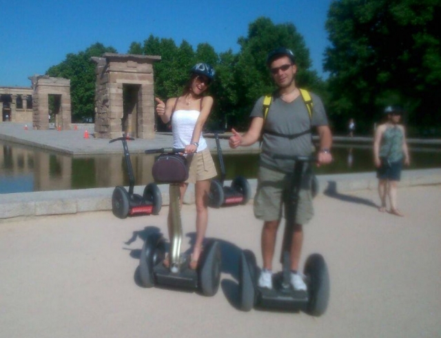  Romantisme en segway dans le temple de Debod 
